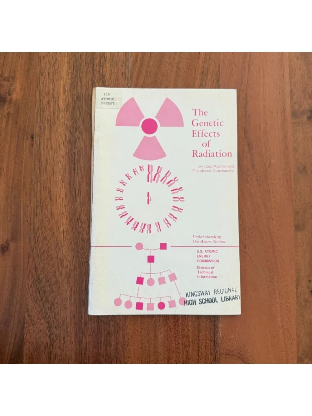 The Genetic Effects of Radiation Isaac Asimov Dobzhansky 1966 Vintage Booklet PB